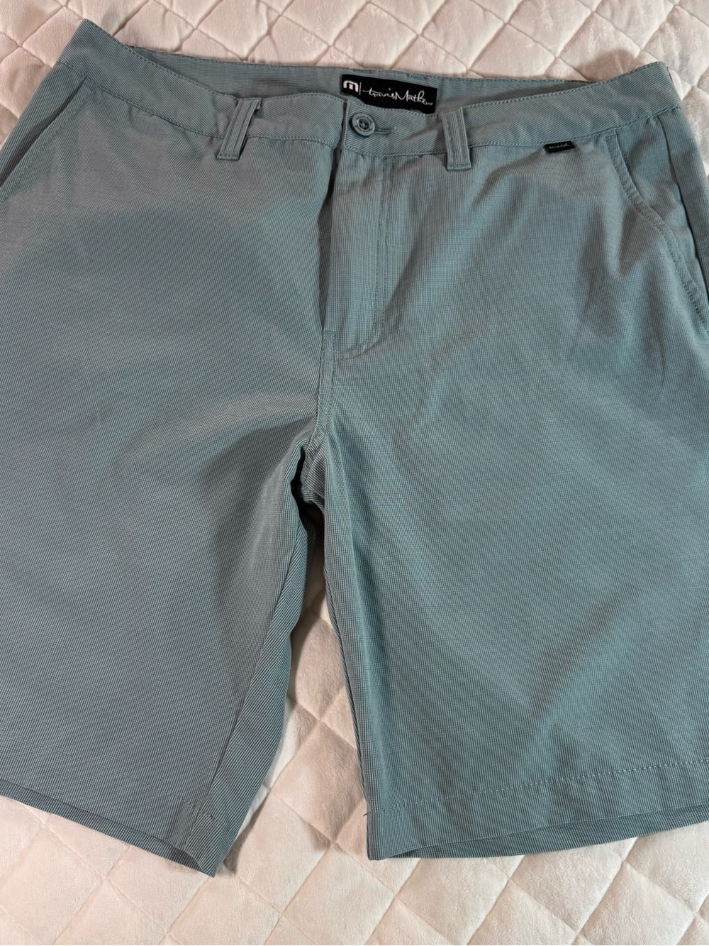 TravisMathew Men's "All In" Golf Shorts Size 34 Light Blue Sage Performance